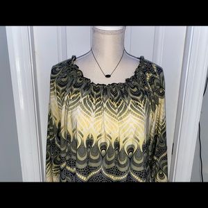 🌻BUNDLE 3 Women’s blouses for 30% off!🌻